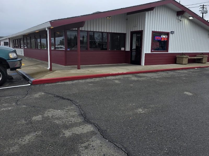 Pancake Palace exterior